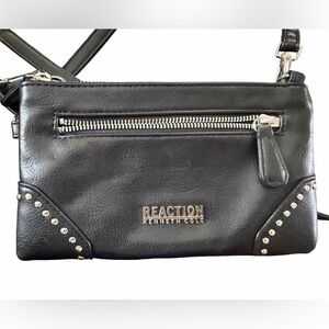 Reaction Kenneth Cole Black  Crossbody Bag